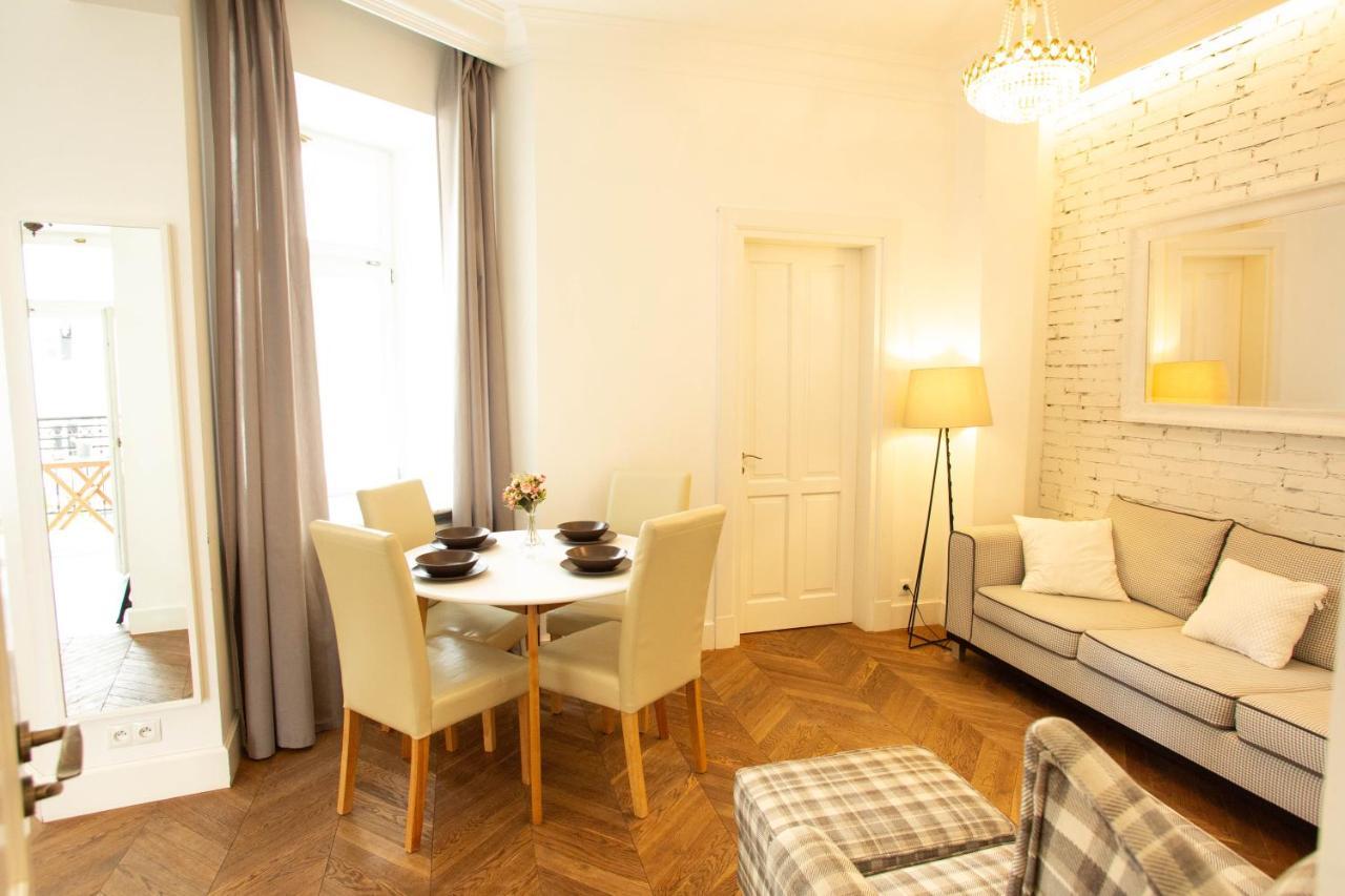 City Center - Golden Apartments - Dobr11A Varsovie Extérieur photo